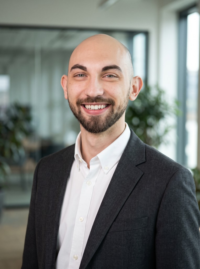 Alin Michnea — Visuelle Kommunikation